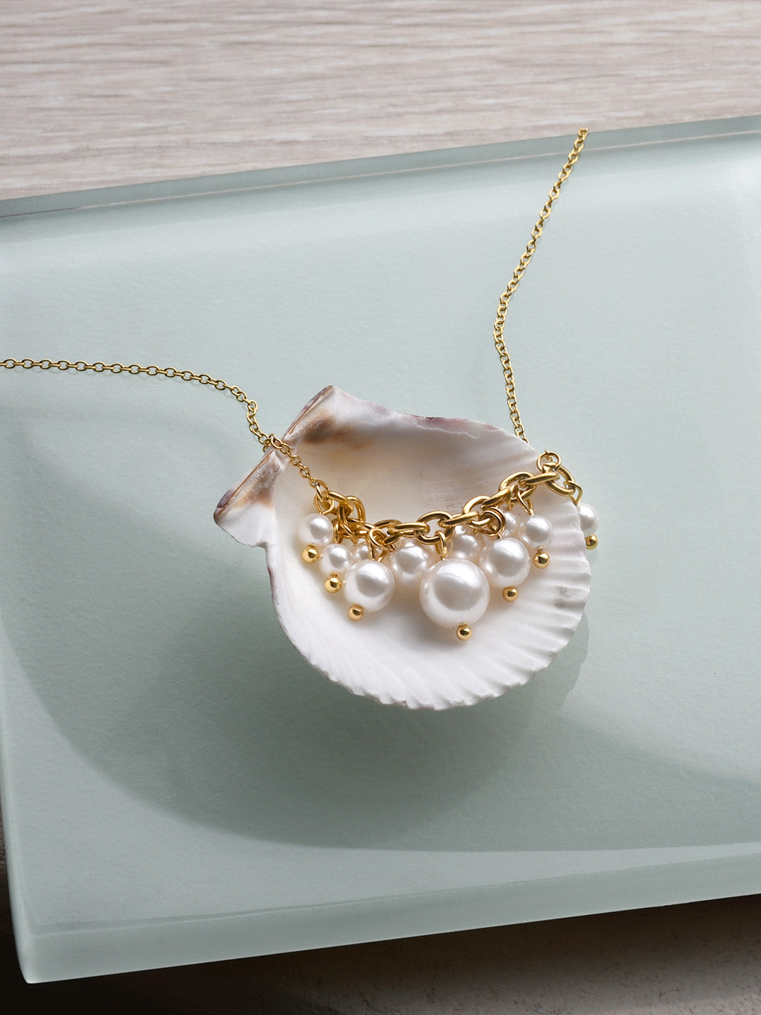 Cluster Drop Pearl Necklace