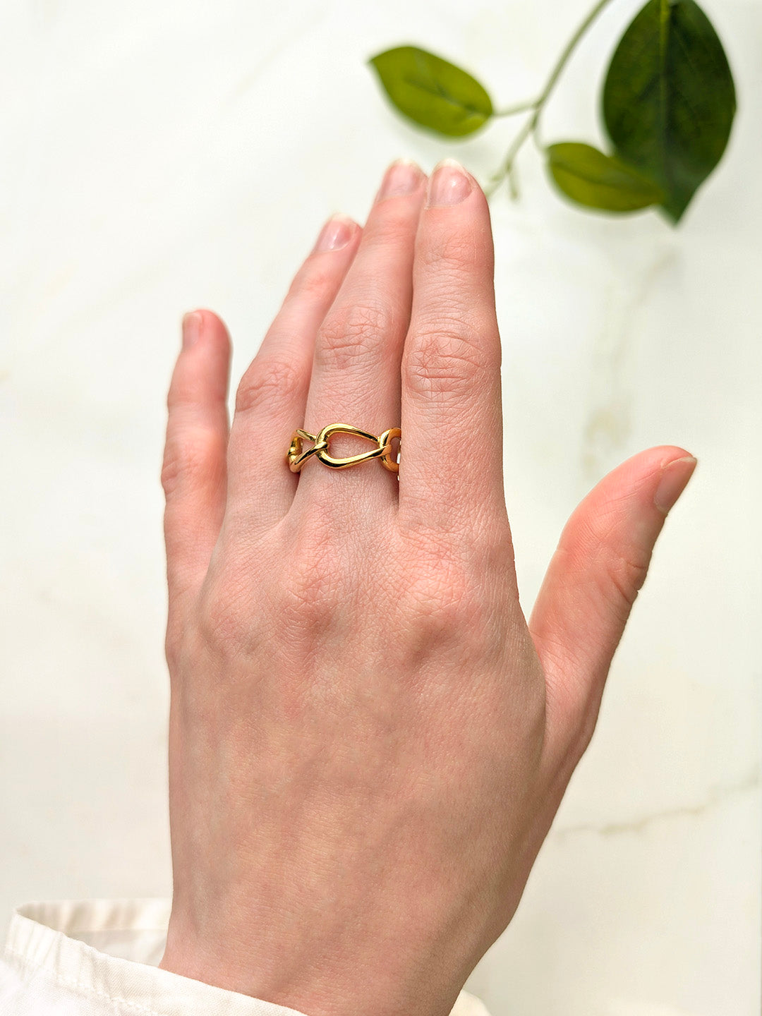 Open Chain Ring